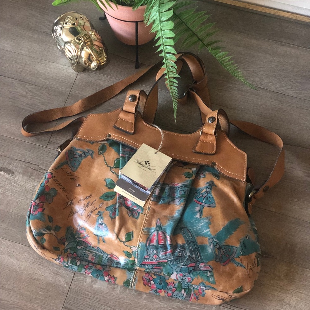 Brand new Patricia Nash purse